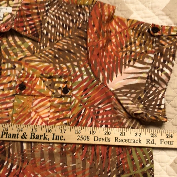 Liz Claiborne Linen Safari Style Shirt - Picture 3 of 6